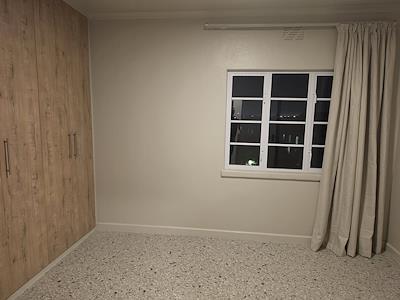 2 Bedroom Property for Sale in Zonnebloem Western Cape